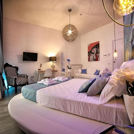 Bourbon House Bed and Breakfast Napoli Eksteriør billede