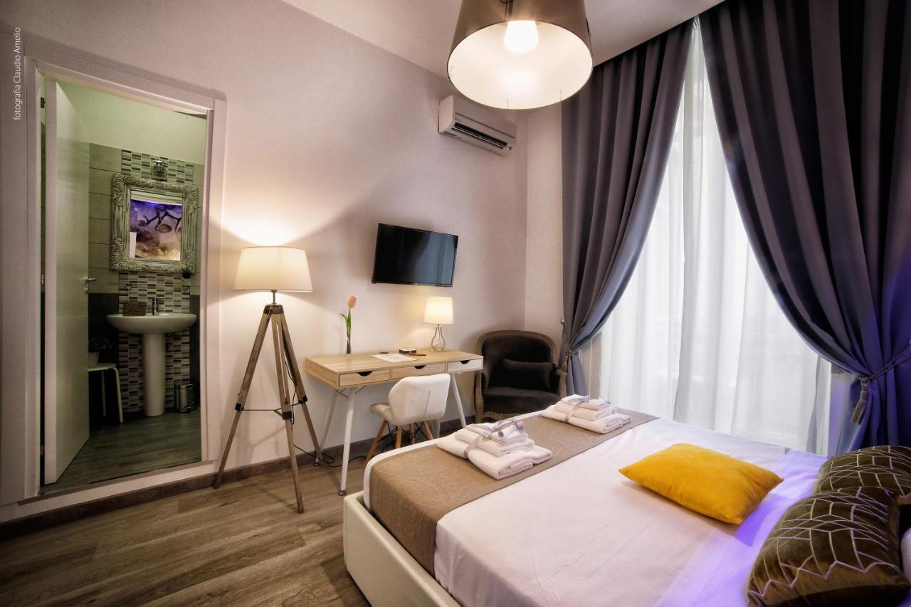 Bourbon House Bed and Breakfast Napoli Eksteriør billede