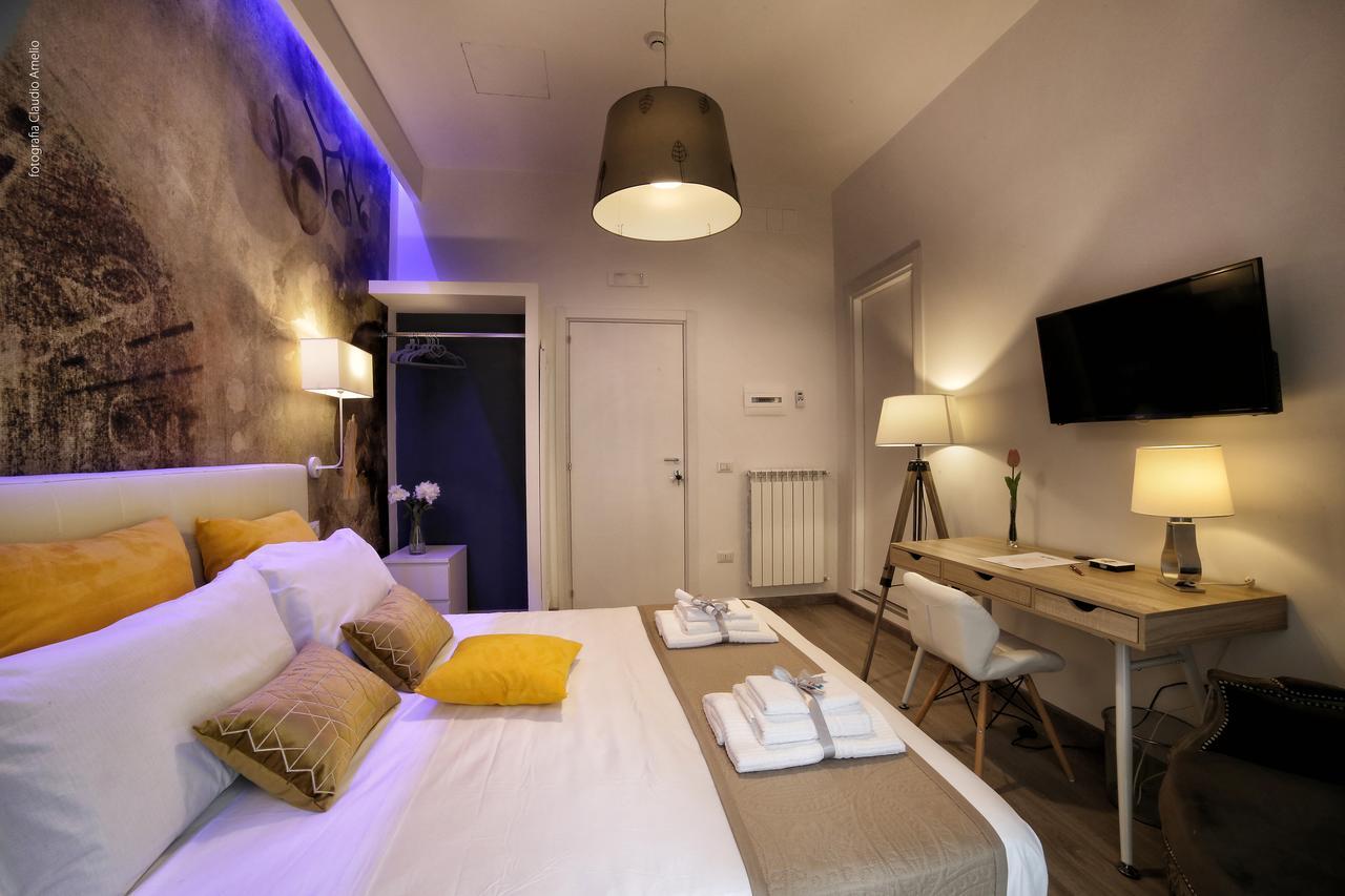 Bourbon House Bed and Breakfast Napoli Eksteriør billede