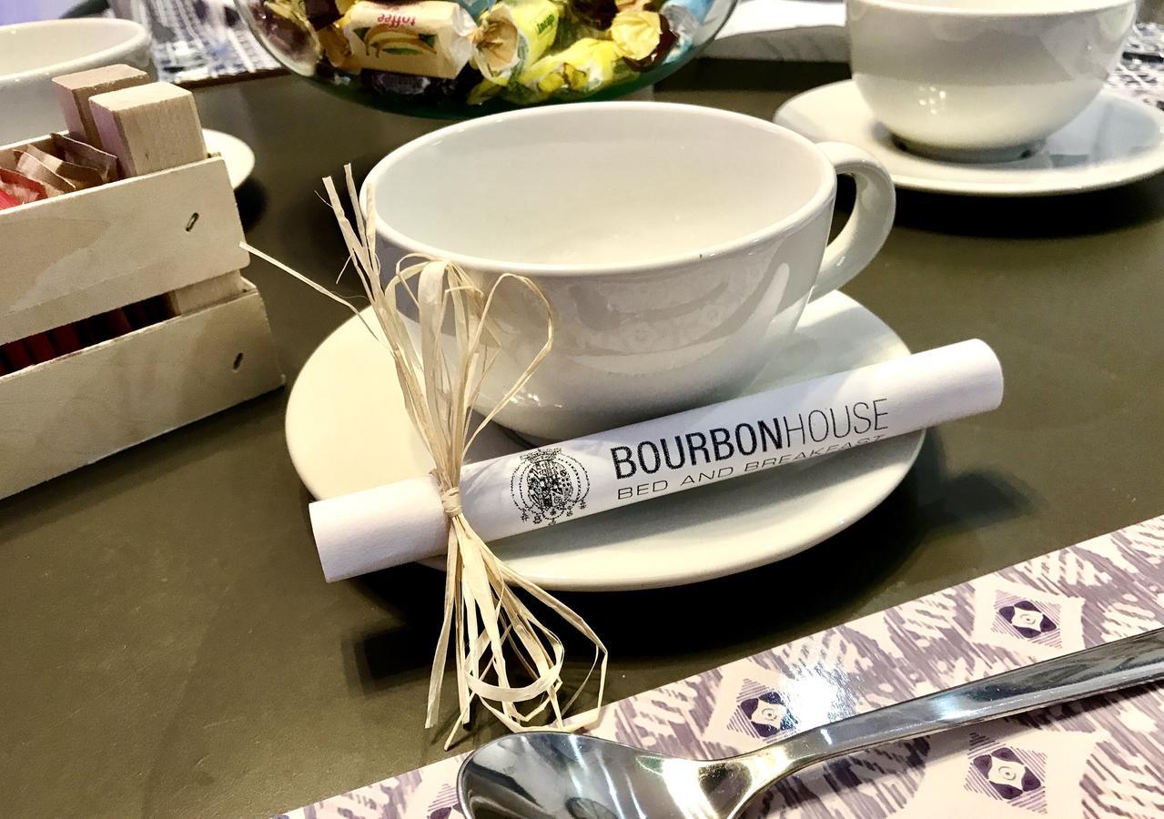Bourbon House Bed and Breakfast Napoli Eksteriør billede