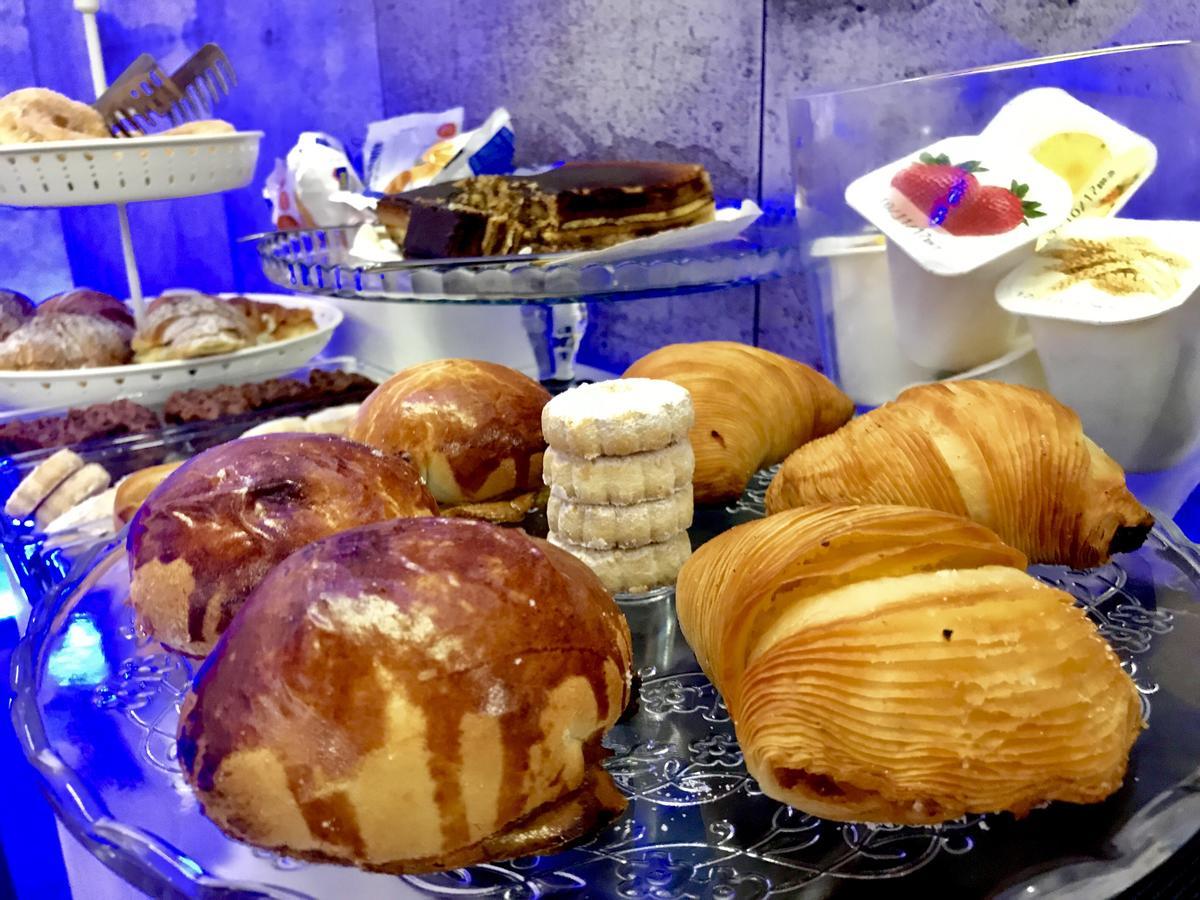 Bourbon House Bed and Breakfast Napoli Eksteriør billede